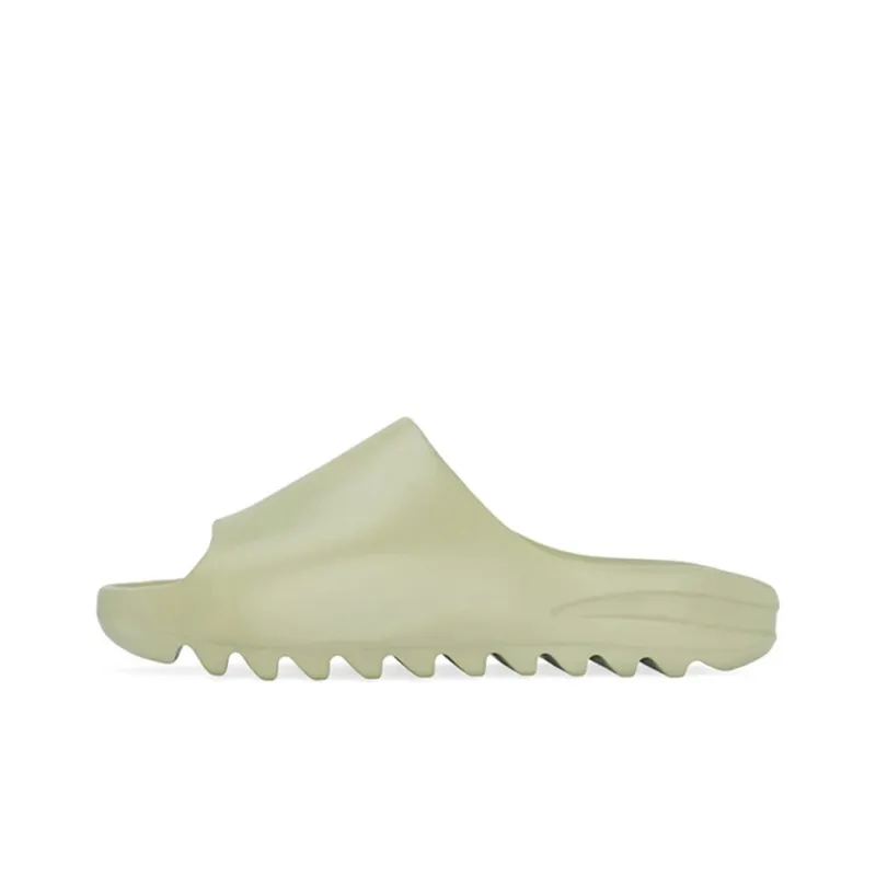 Uabat adidas Yeezy Slide Resin FX0494 (Buying two sizes larger than usual)