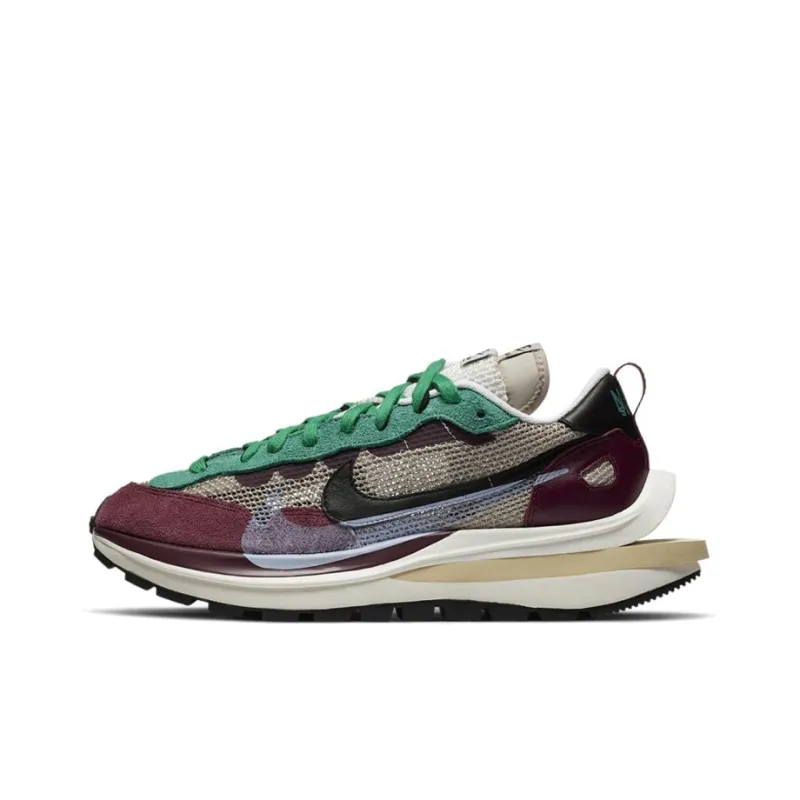 Nike Vaporwaffle sacai Villain Red Neptune Green  DD3035-200