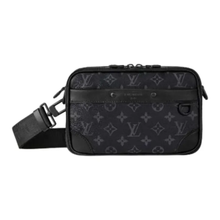 LOUIS VUITTON Men Crossbody Bag M46955