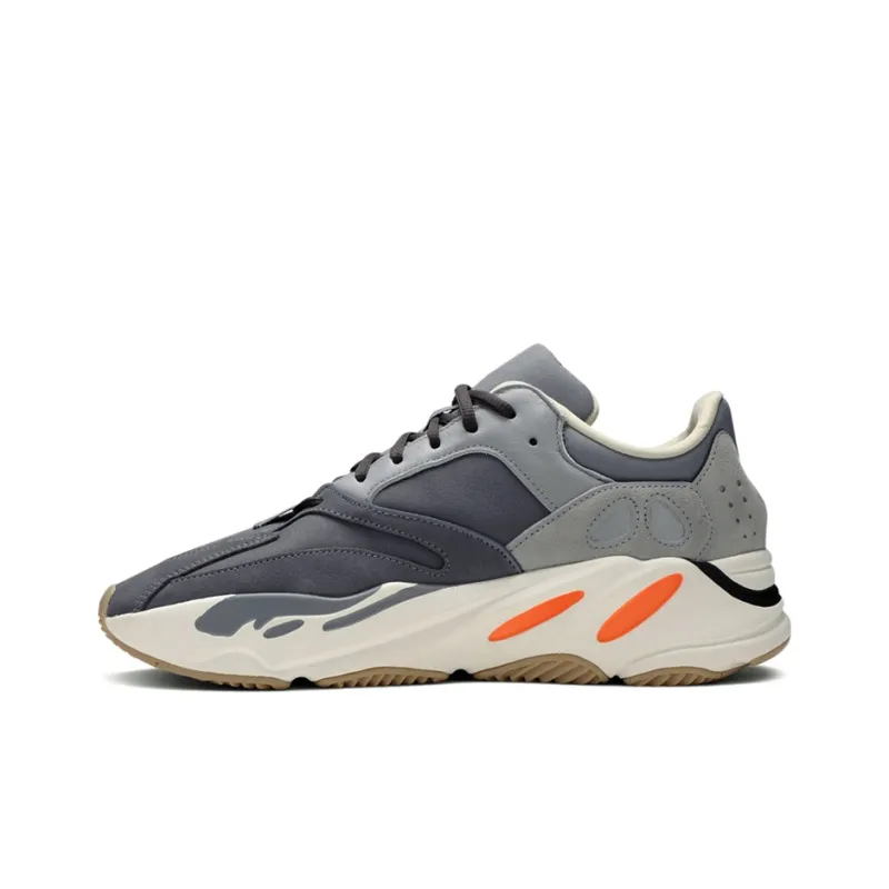 Uabat adidas Yeezy Boost 700 Magnet FV9922