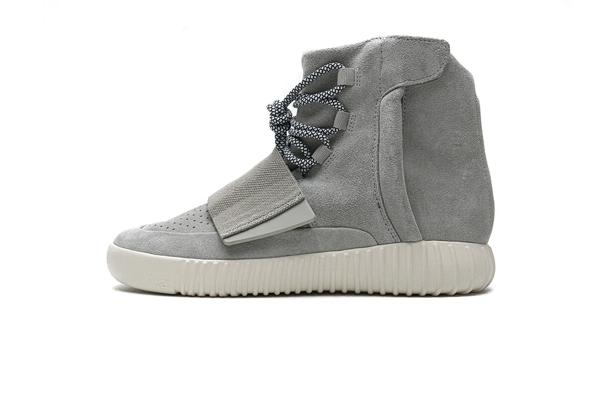 Uabat Yeezy Boost 750 OG Light Brown B35309