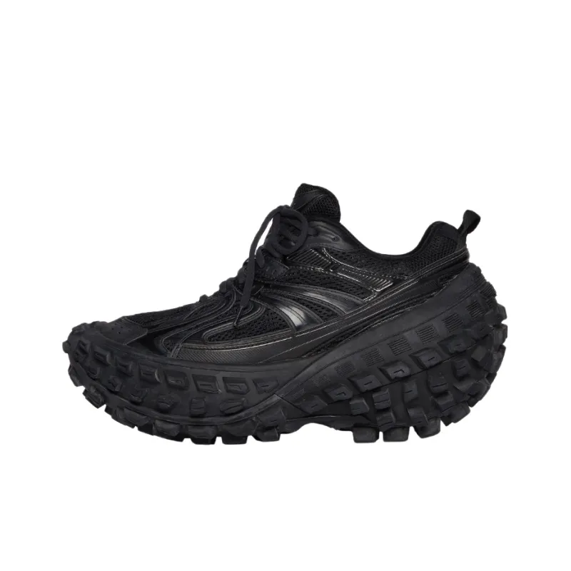 Uabat Balenciaga Defender Sneakers Black 685613W2RA61000